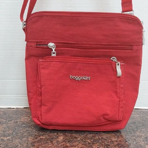 Baggallini Cherry Red Crossbody Bag - Picture 1 of 8